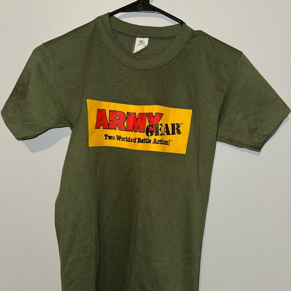 80s Vintage Army Gear Two Worlds of Battle Action T Shirt Kids L